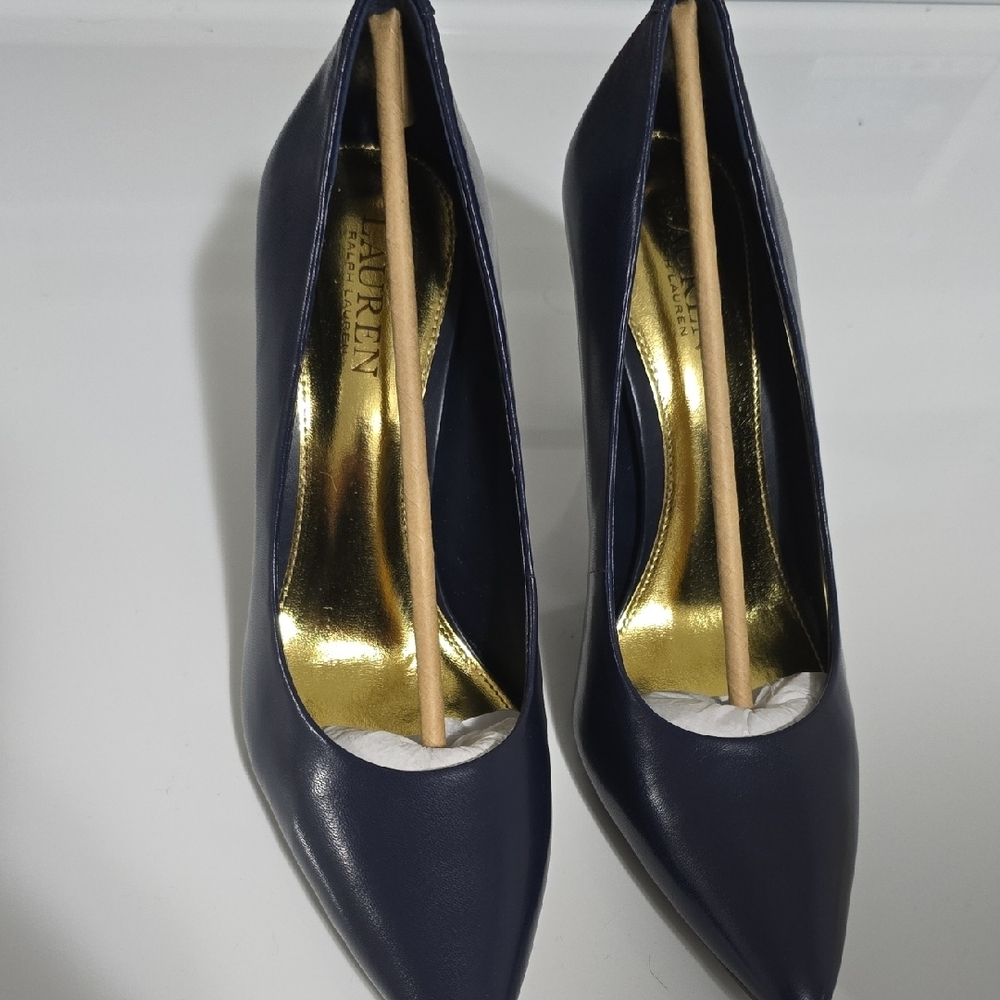 "Lauren" Ralph Lauren Pumps